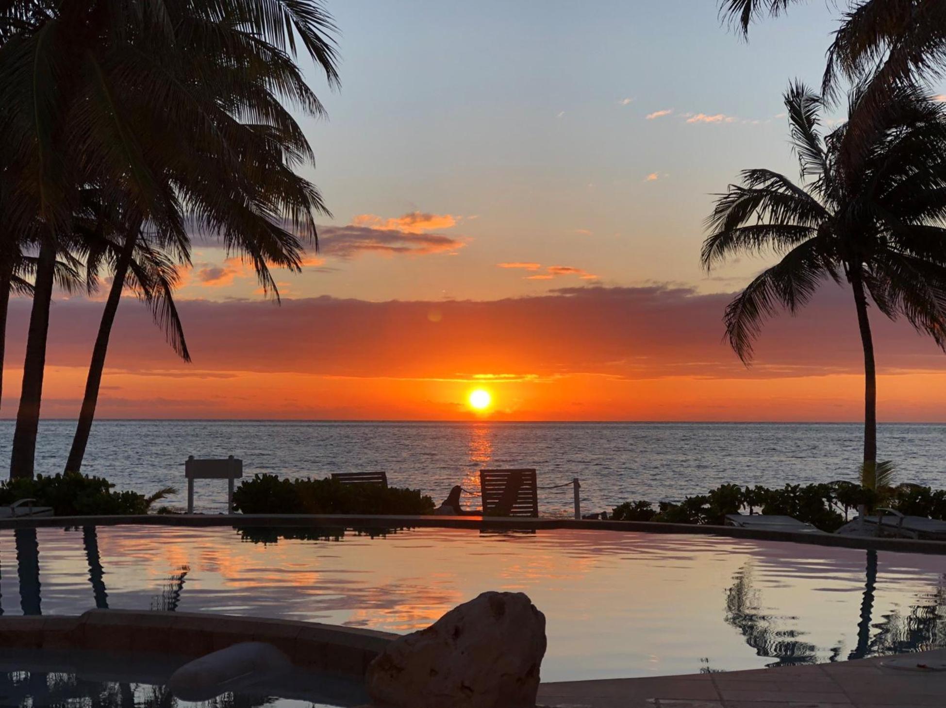 Coral Bay Villas San Pedro  Exteriör bild