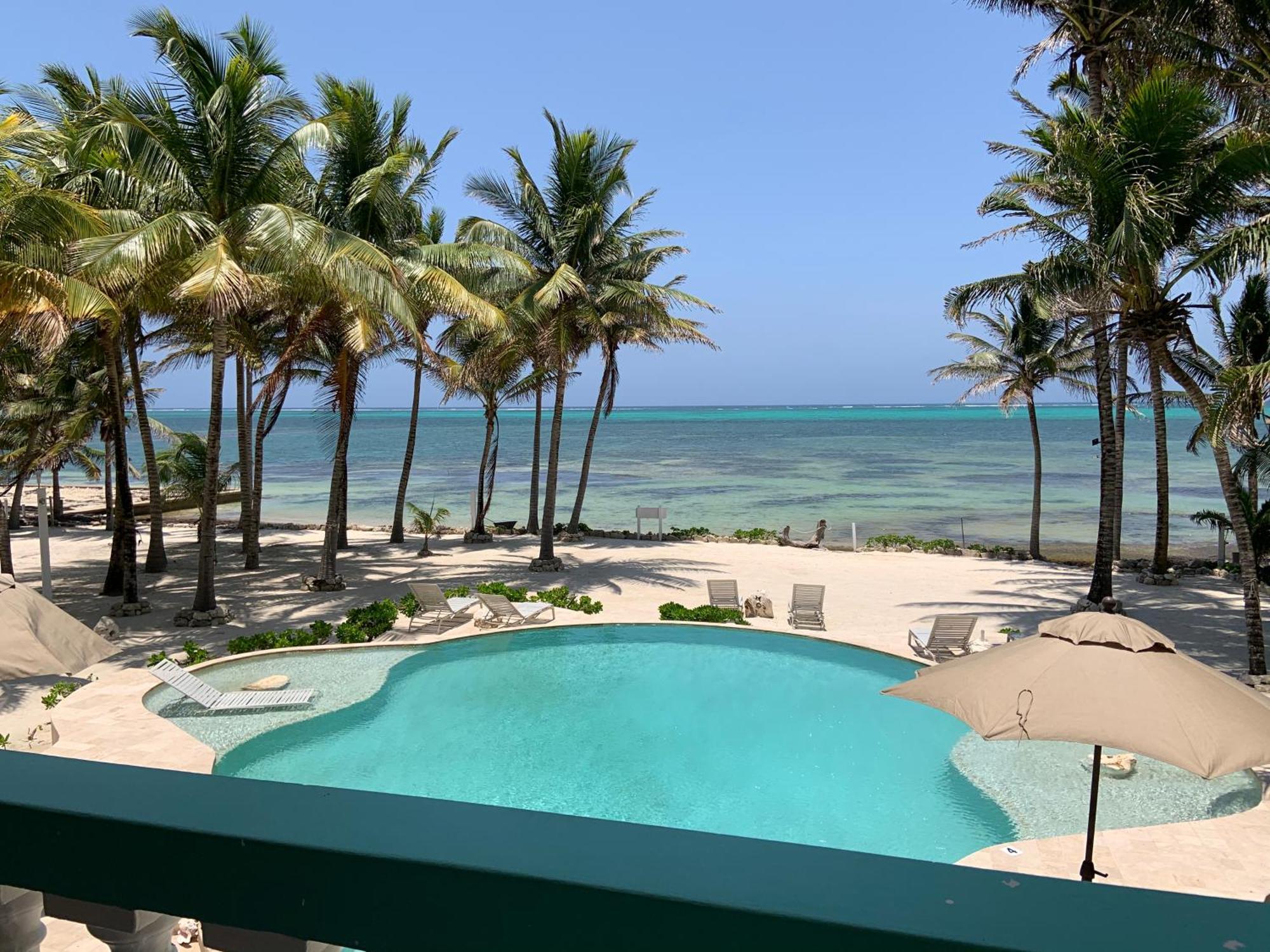 Coral Bay Villas San Pedro  Exteriör bild
